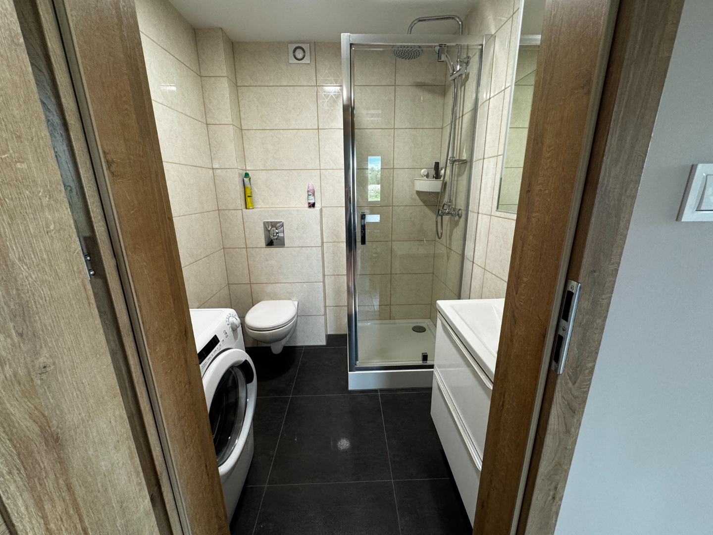 Łazienka z kabiną prysznicową